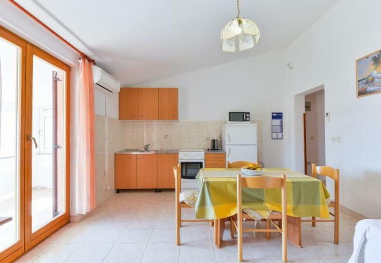 Apartment Kosta Kustici Exterior photo